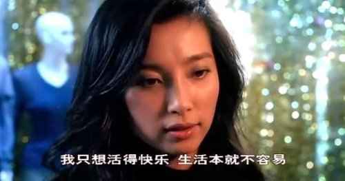 《独自等待》：献给从你身边溜走的那个人