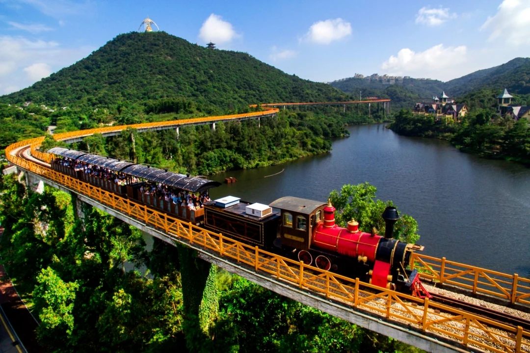 华侨城创意园20周年,深圳特区40周年推动创新发展