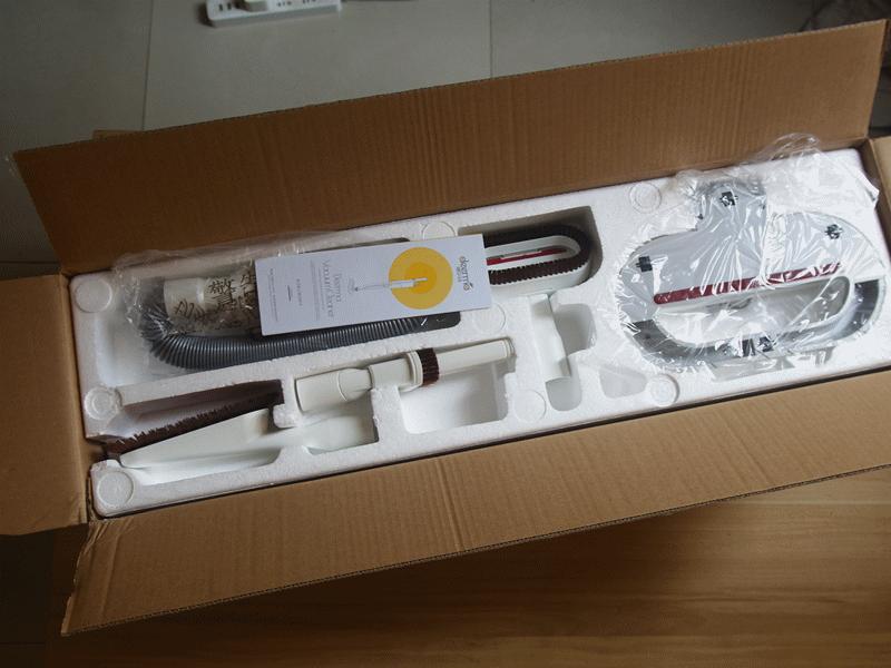 老表买了个小米有品上299的:德尔玛环吸背式吸尘器