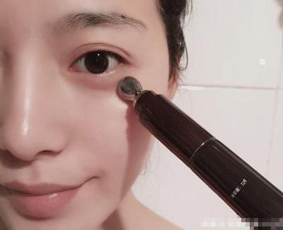 鱼子酱眼霜推荐淡化黑眼圈,鱼子酱眼霜精华抗皱