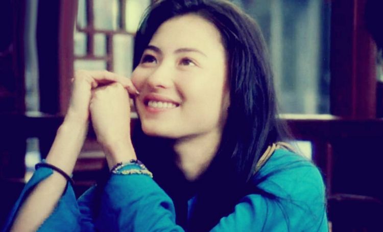 和闺蜜在一起还能继续相处吗,跟闺蜜感觉越来越远了还要继续吗