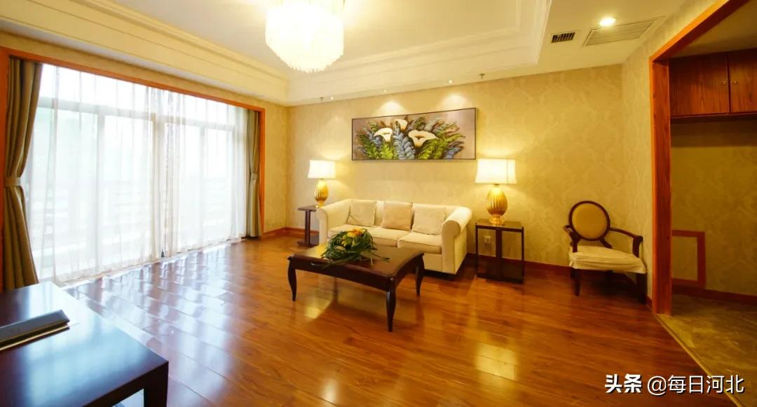 迷人的天门湖,天门湖景区