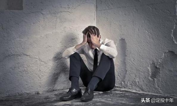 大佬不为人知的另一面：马云痛哭，王健林堵行长门、王兴九败一胜