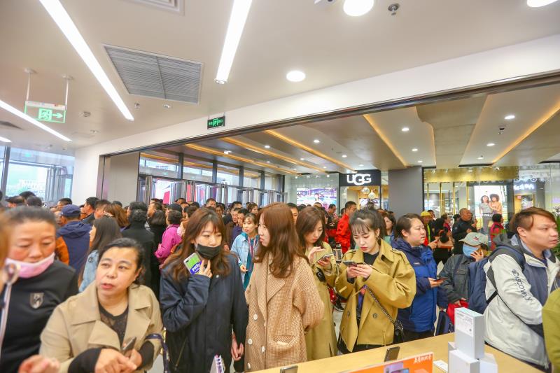 鞍山万象汇开新店,鞍山华润万象汇购物中心开门了么