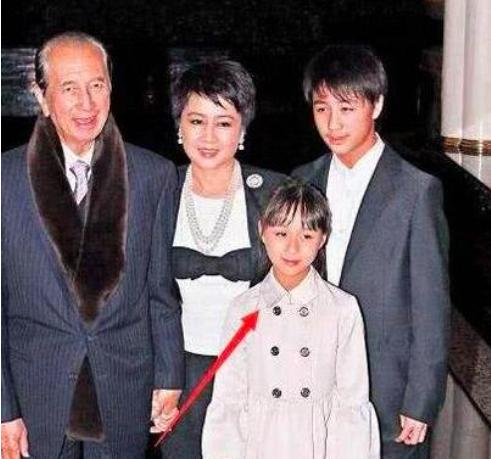 何猷君何超琼,何超琼何猷君几个兄弟姐妹