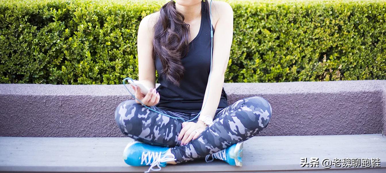 质量好又便宜的跑鞋是哪款,各个品牌的顶级跑鞋选一双