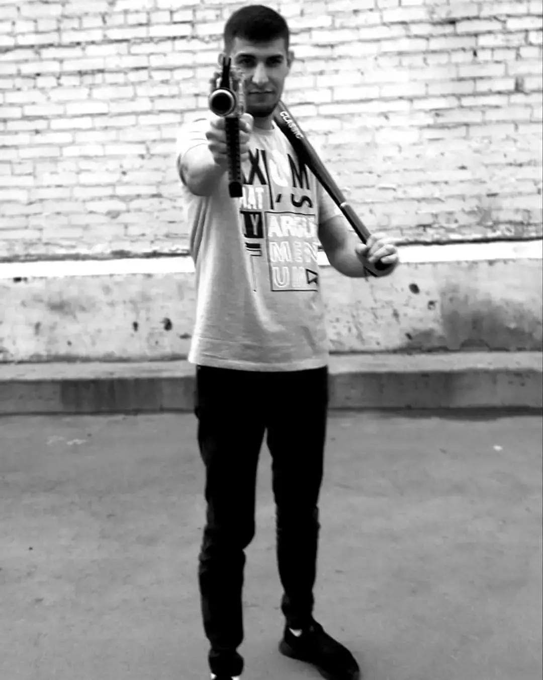 AK-47伏特加,千万别对口喝别人会认为你要自杀