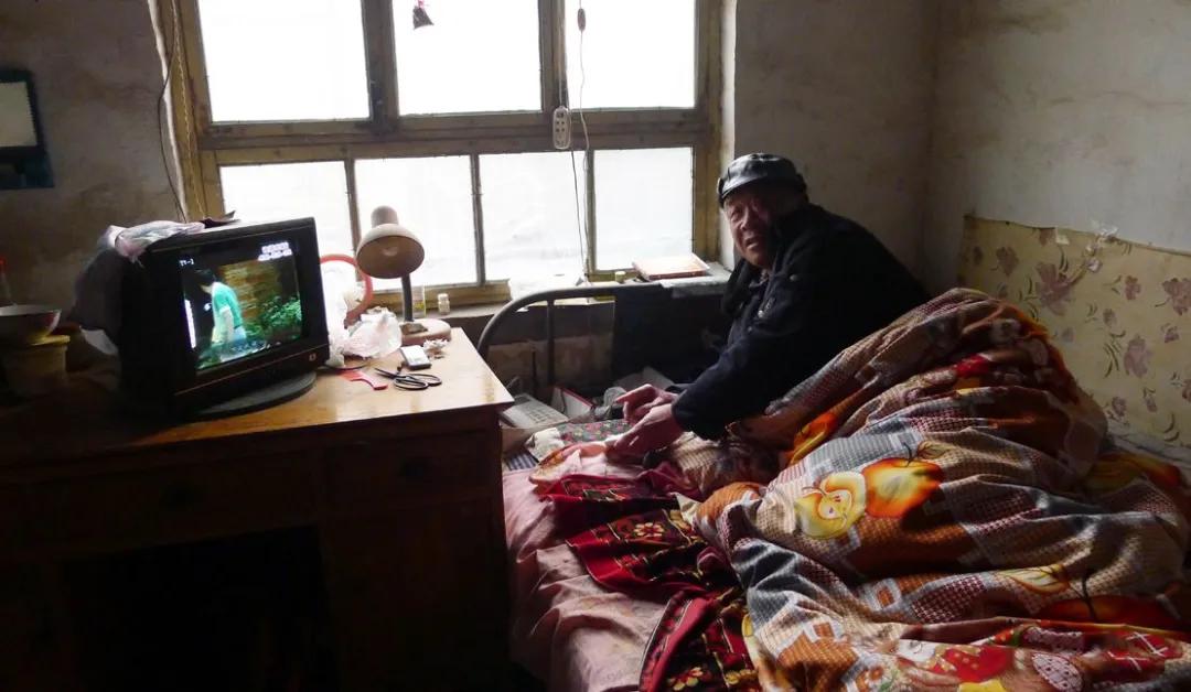 故事：继父疼我爱我二十年，我却连“爸爸”也没叫一声，实在太愧疚了