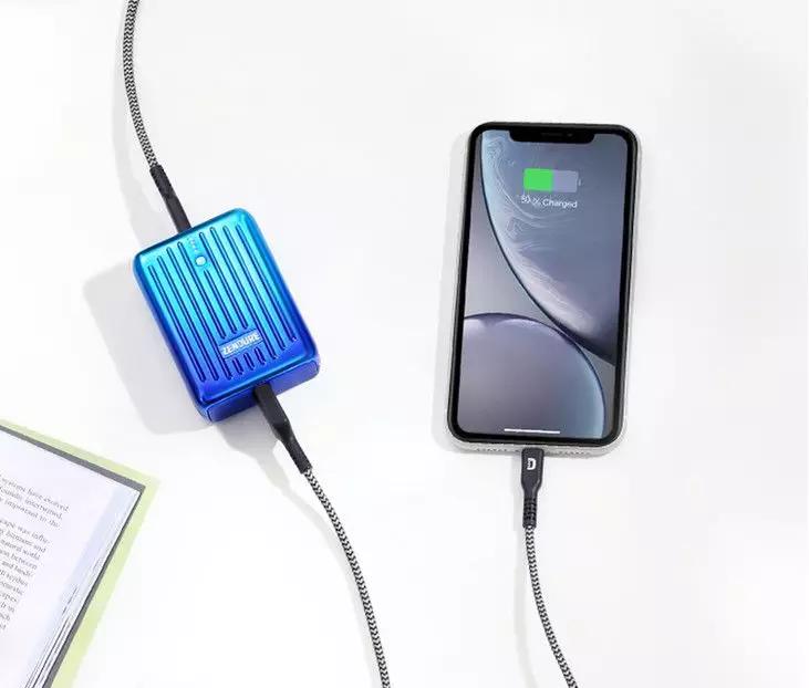 小米充电宝可以给华为手机充电吗,华为充电宝和小米充电宝哪个好