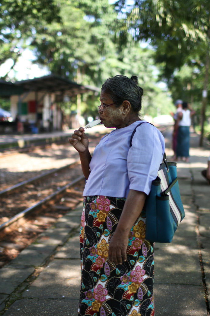 一座美丽的城市缅甸仰光,80年代的缅甸仰光城市