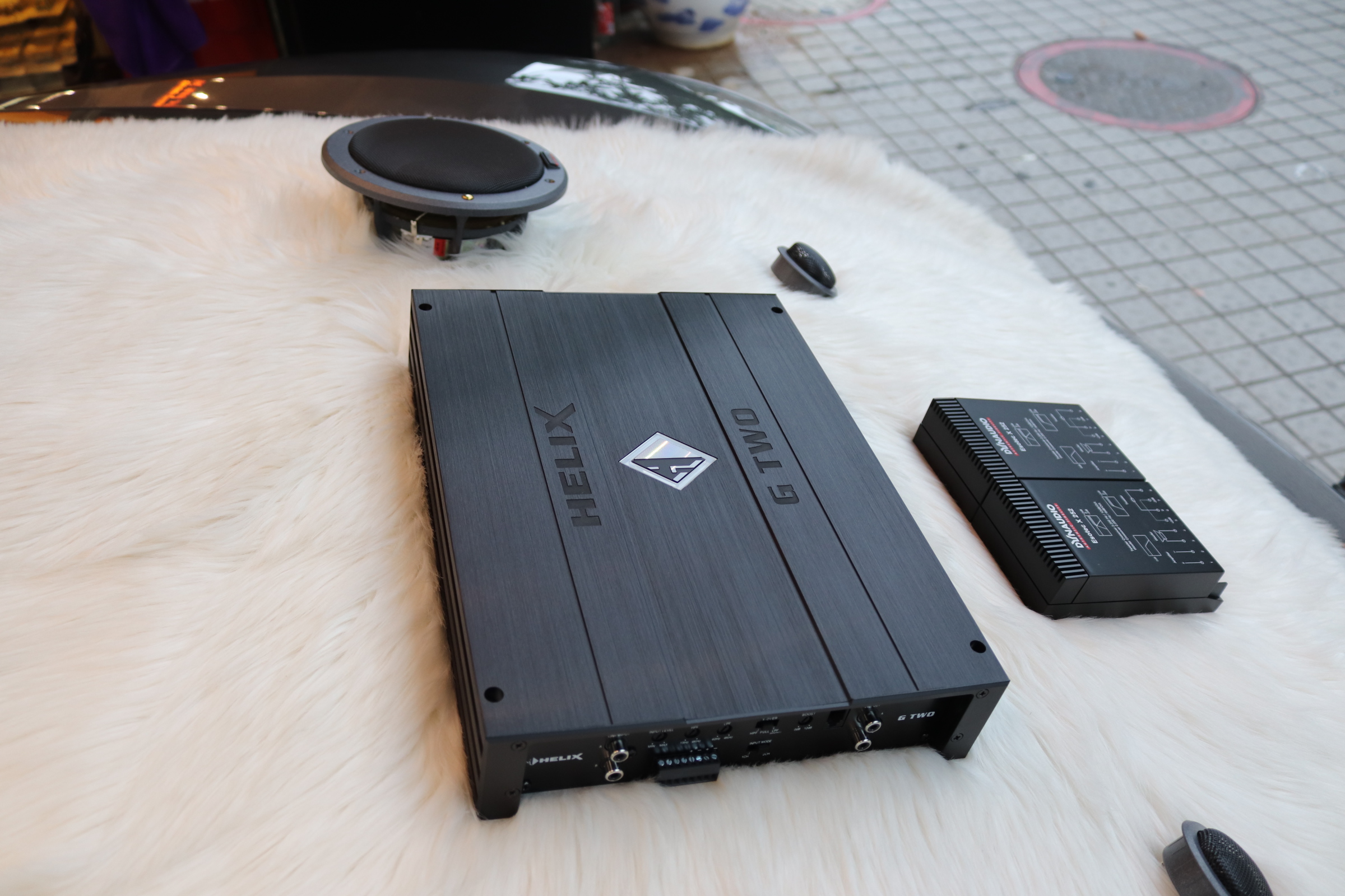 保时捷卡曼汽车音响如何改装呢？简单的音响改装不简单的效果体验