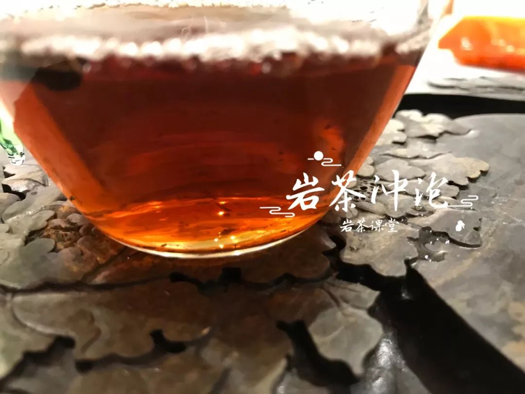 为什么肉桂喝起来有一股糊味,大红袍马头岩肉桂喝了口干