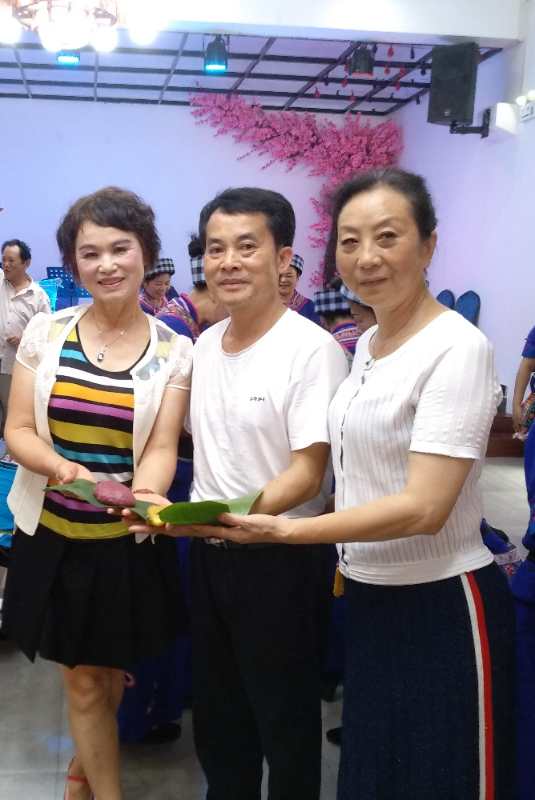 四十年痴情守望梦想成真，姐弟妹终盼来十五残月圆