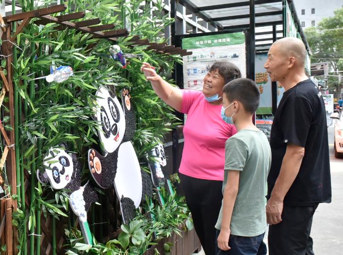 和平里垃圾分类进行时,社区中山西路垃圾分类