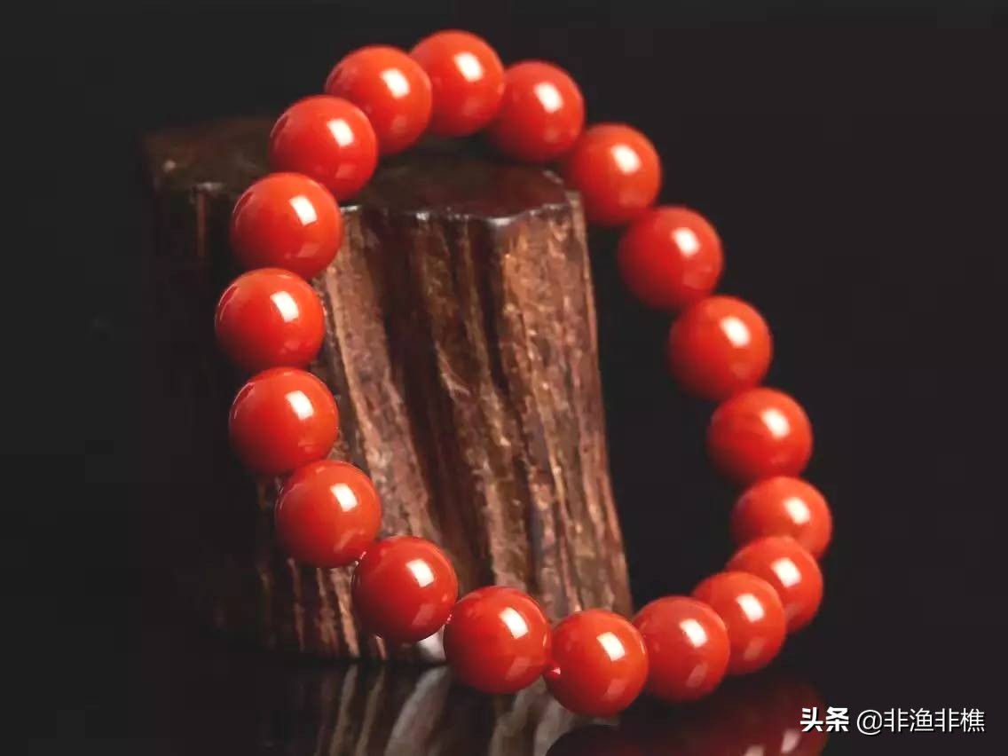 本命年为啥要穿红色衣服,本命年要穿红色衣服什么意义呢