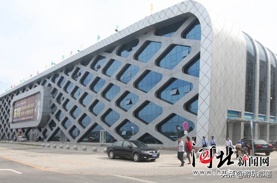 辛集皮革城开发商,河北辛集皮革城店铺怎么样