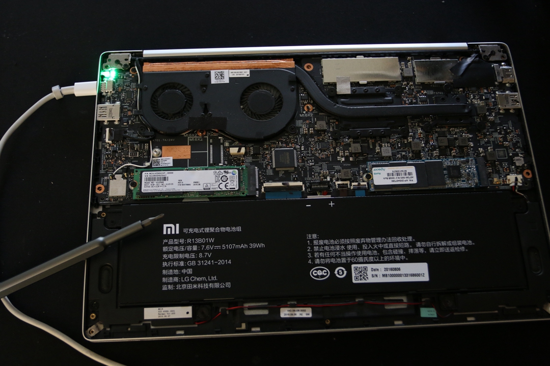 小米手机摔了一下不能开机怎么办,小米11摔了一下就开不开机了