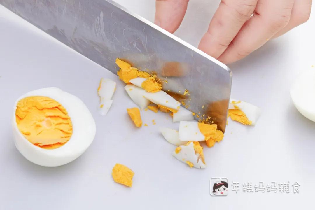 宝宝便秘怎么预防润肠通便,宝宝便秘吃什么帮助润肠通便