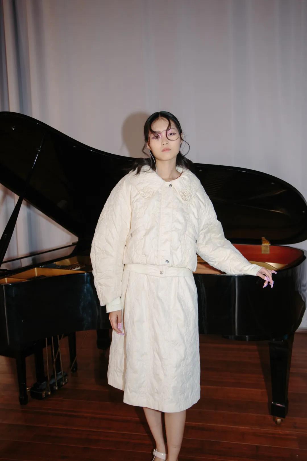 momonary涔愮敽鑱斿悕,涔愮敽灏忎釜瀛愮増