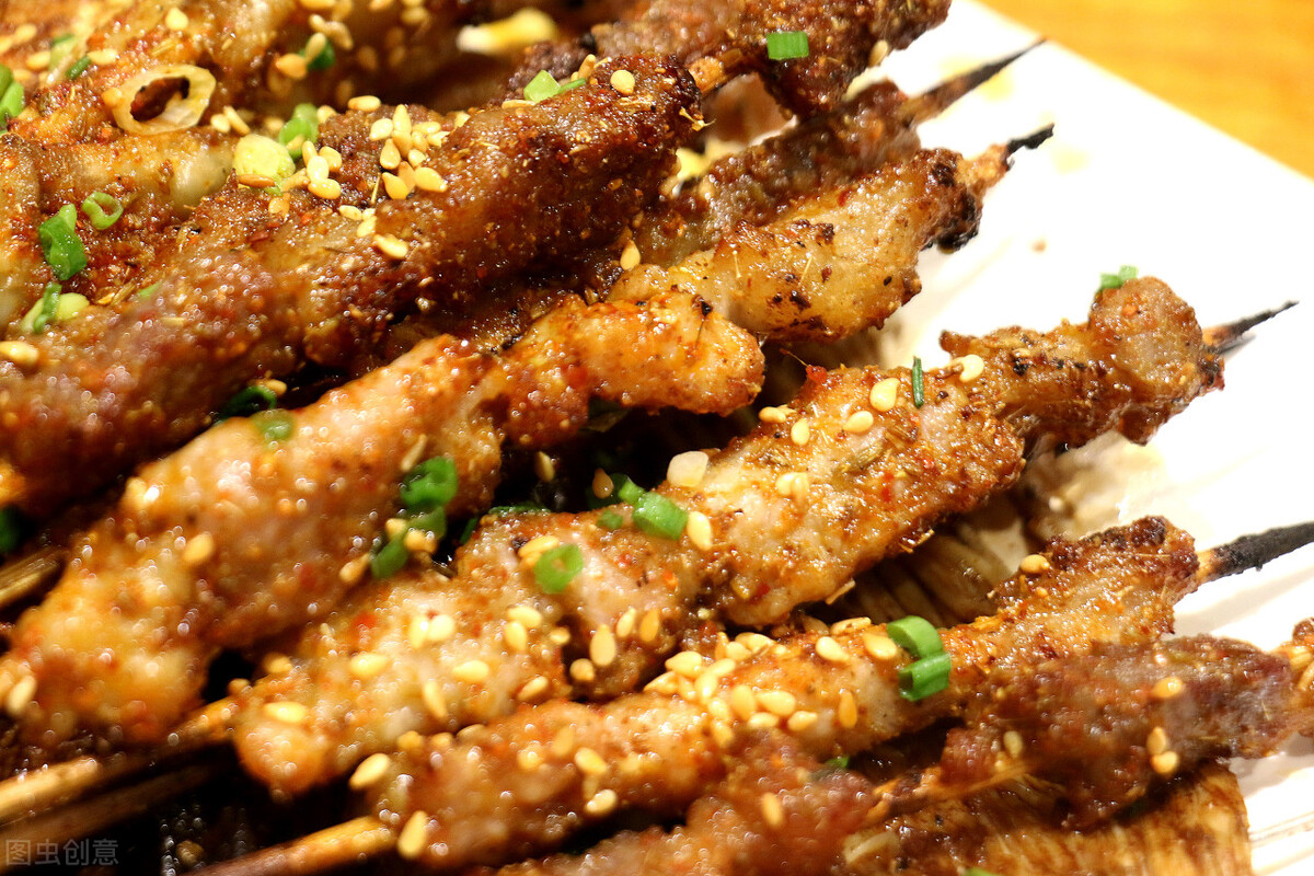 *疆新**羊肉串，其实烤箱也可以，没有了烟熏火燎，还贼正宗想不想学