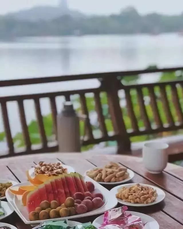 只有早起的老杭州才知道的秘密福利，西湖的绝佳搭档