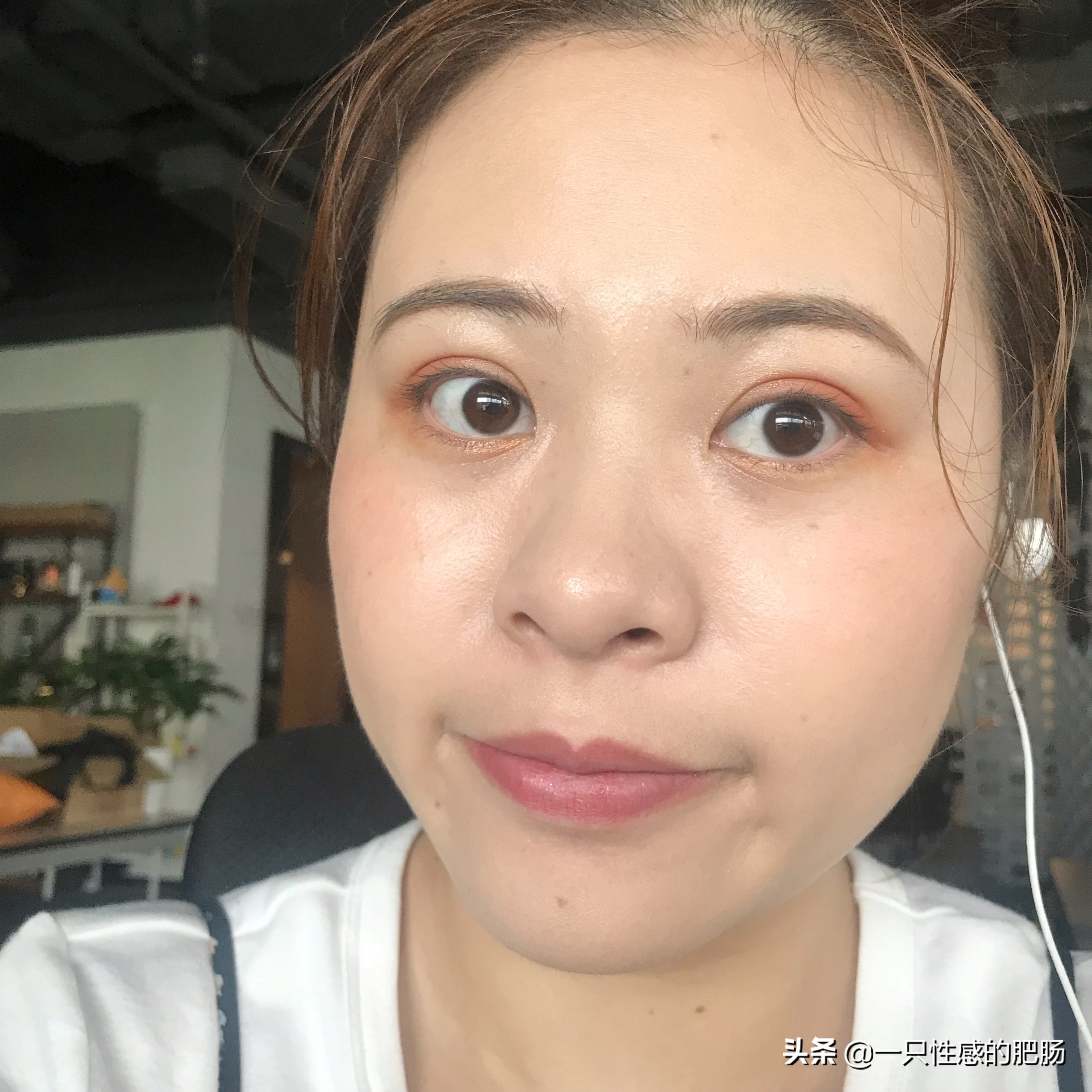 干皮阿玛尼粉底液好还是香奈儿好,干皮粉底液推荐阿玛尼蓝标