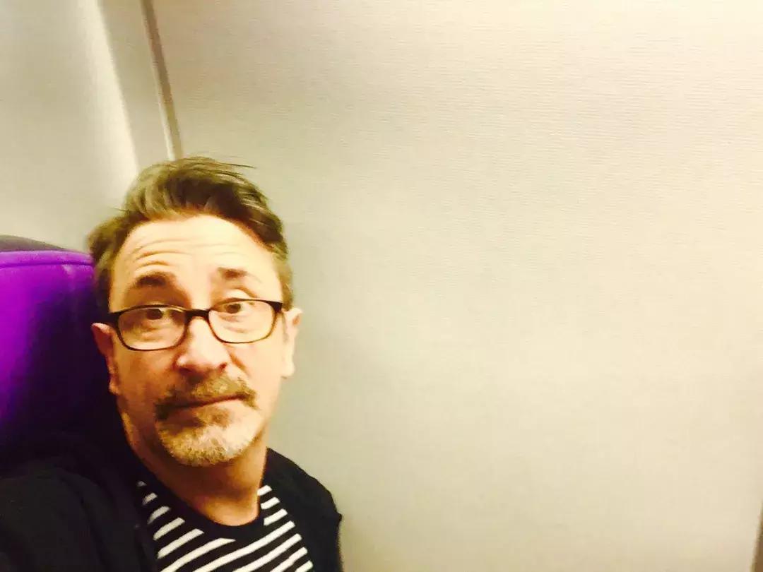 学生坐飞机要选什么航空,英国留学生坐飞机怎么选座位