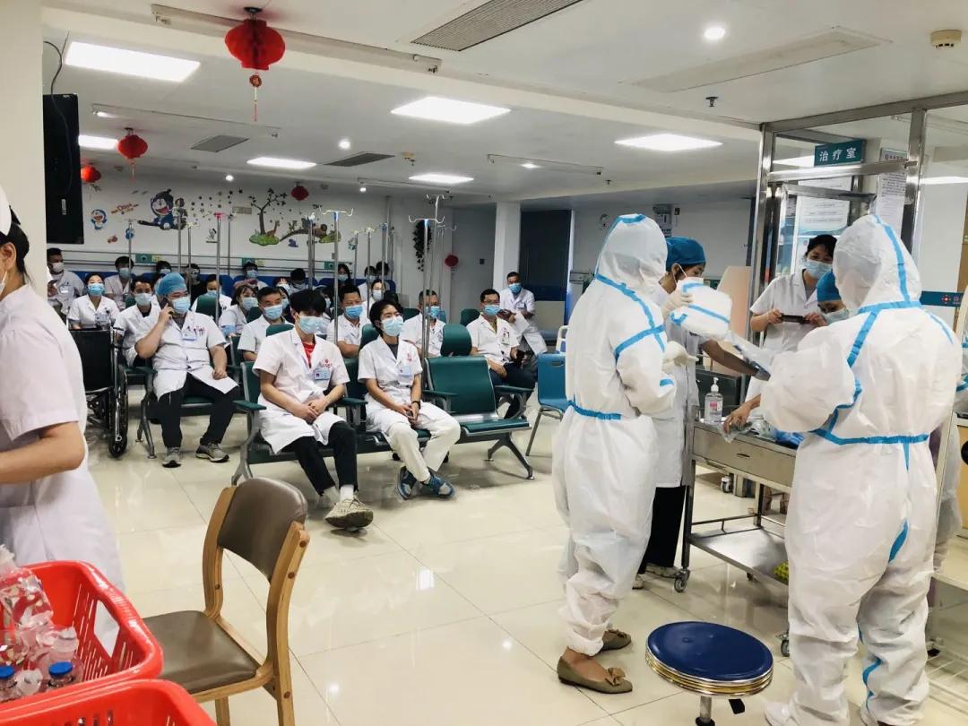 鐧惧勾鍗庤癁鍚岀瓚姊﹀尰甯堣妭鐗囧ご,婀涙睙涓尰闄㈠叡绛戜腑鍥芥ⅵ