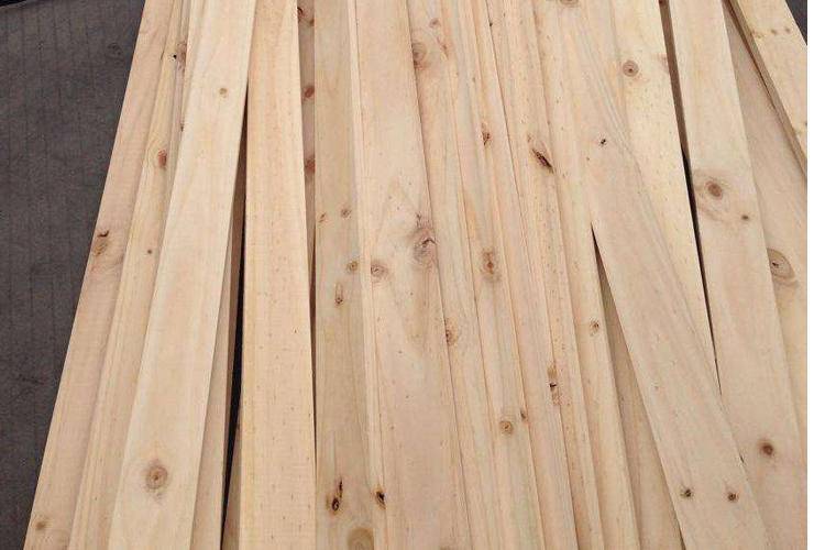 客厅沙发真皮好还是布艺好,如何挑选客厅皮沙发