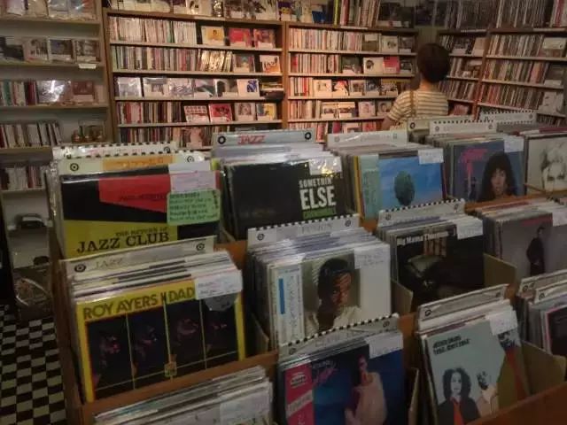 黑胶唱片为啥都是日本的,日本黑胶唱片为什么便宜