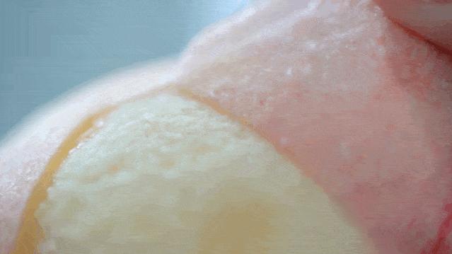 能吃上又甜又新鲜的水蜜桃,吃冻水蜜桃而且还是真的水蜜桃