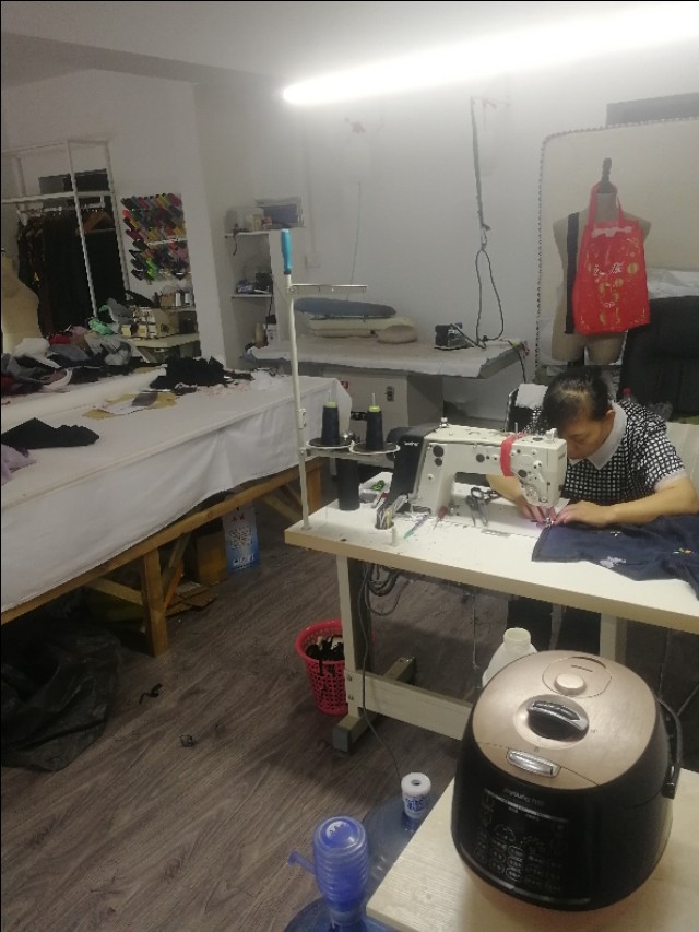 鍙ら鍘熷垱绉佷汉璁㈠埗,甯涜搴婂搧