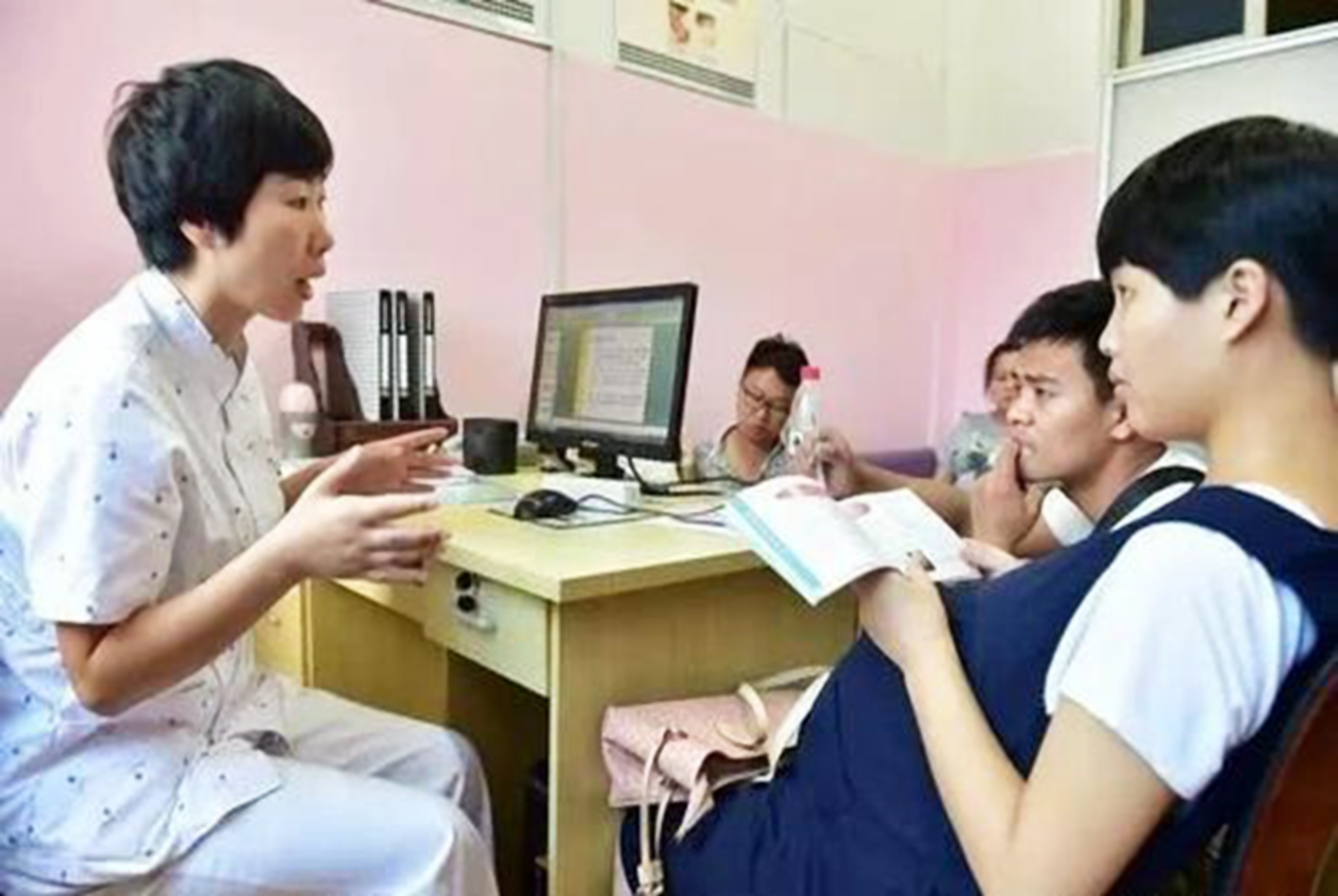 孕7周是宝宝发育的关键时期,孕7月宝宝发育到什么阶段