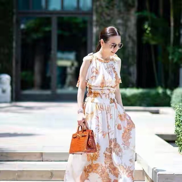 娉扮帇鐩镐腑鍗庤瀵屽﹩,娉扮帇鏆楁亱鍗庤瀵屽﹩