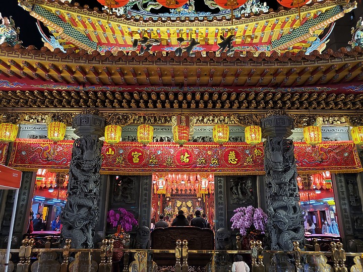 三星GalaxyZFlip评测：吸引目光的不止折叠