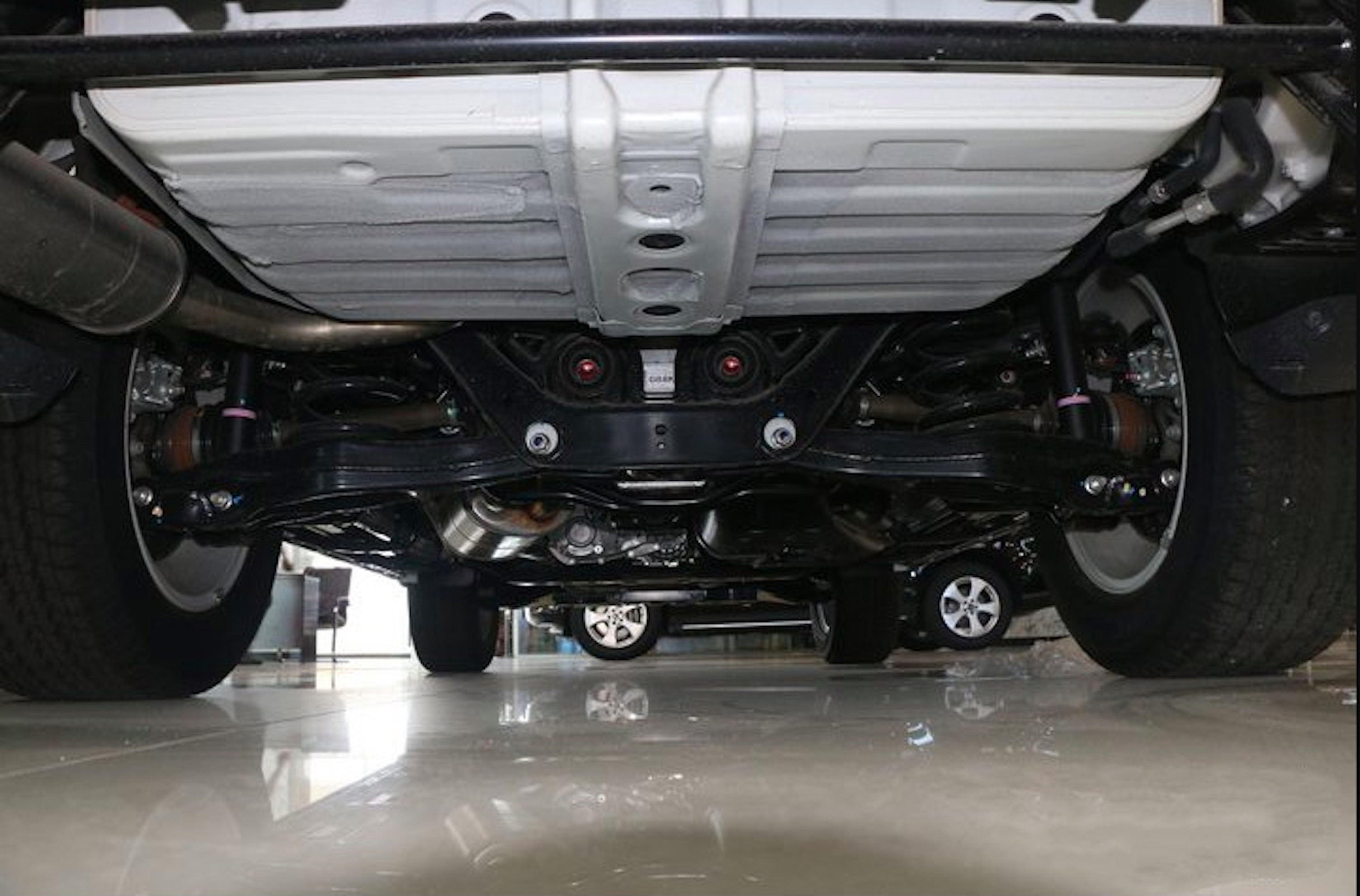 三菱帕杰罗v97哪年停的,三菱帕杰罗v97多少年报废