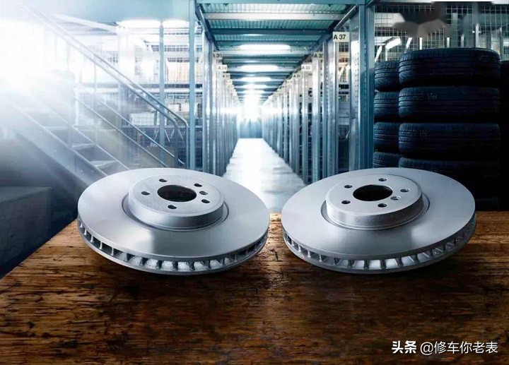 高速跑完刹车盘浇水了怎么办,跑完高速刹车变软