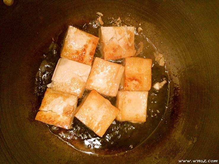 煎豆腐一面焦一面嫩,煎豆腐做法外焦里嫩