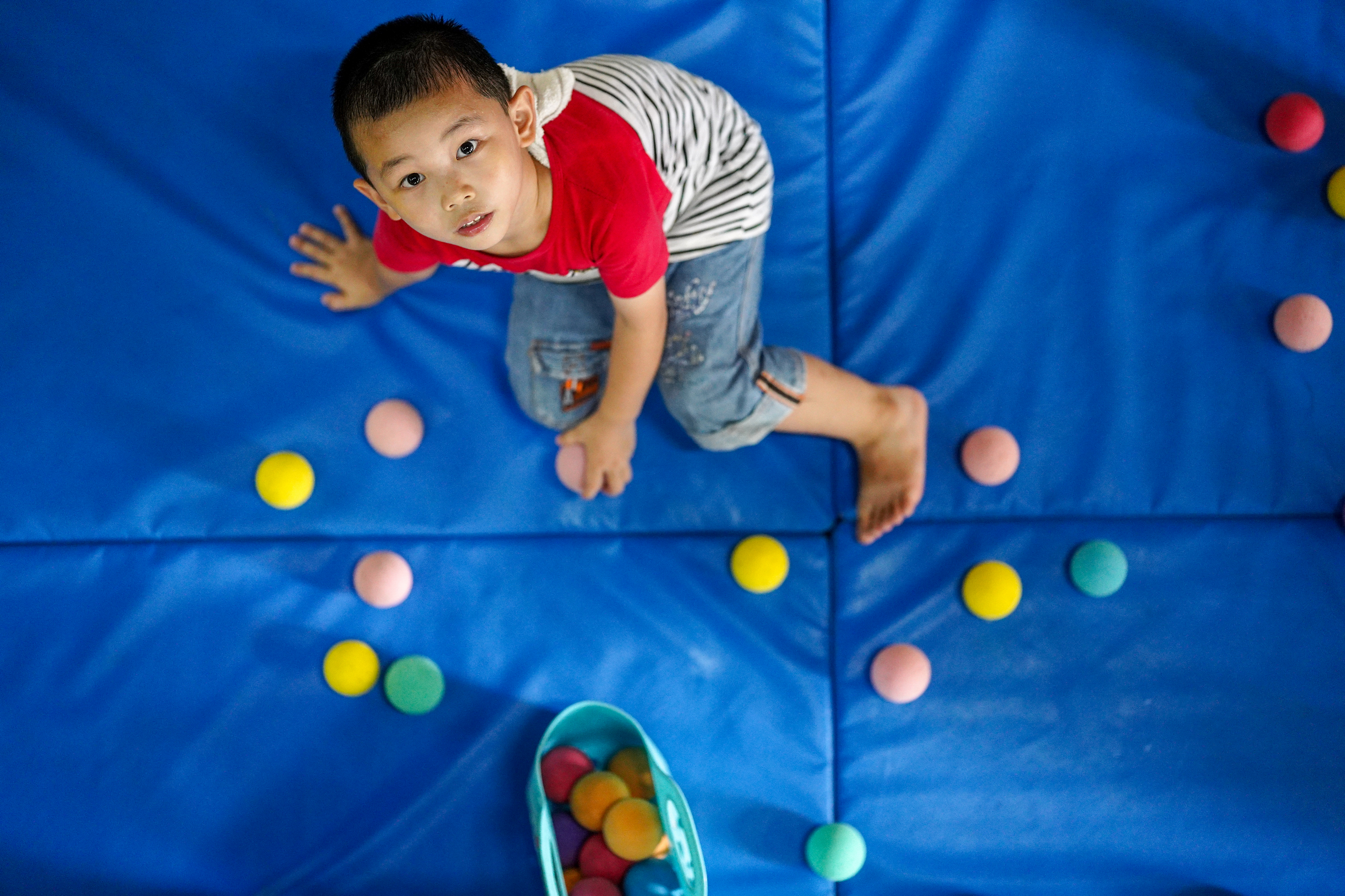 索尼适马851.4定焦镜头,适马85f1.4索尼微单