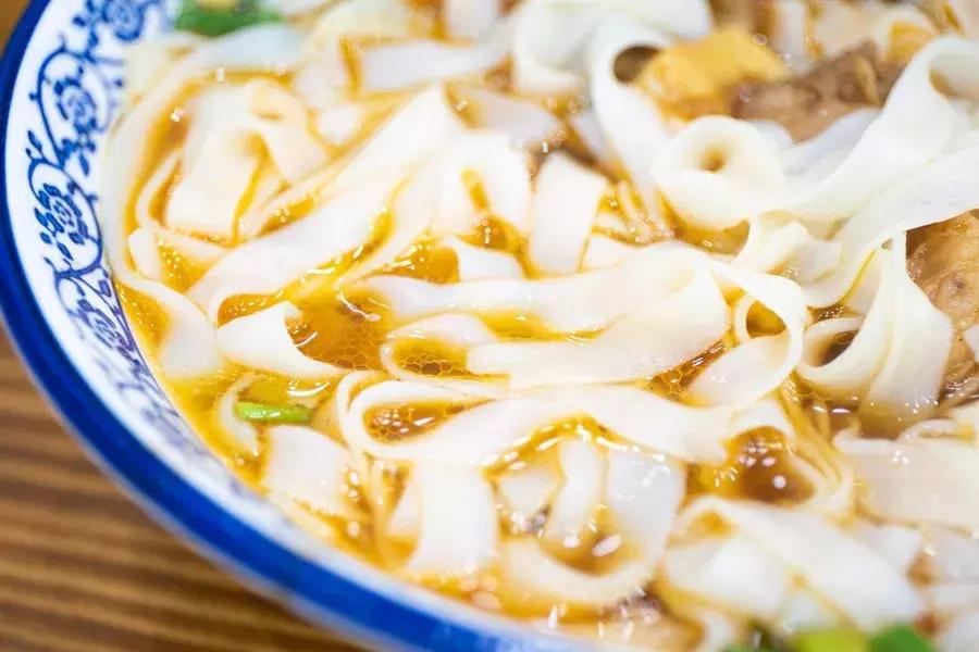 恰了17家湖南米粉，拼出这张上海嘬粉地图（上）