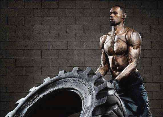 詹姆斯和c罗的肌肉哪个更厉害,詹姆斯和c罗身体素质对比