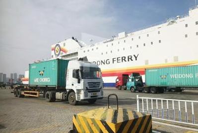 王楠捐款引网友热议,王楠夫妇兑现承诺遭怀疑