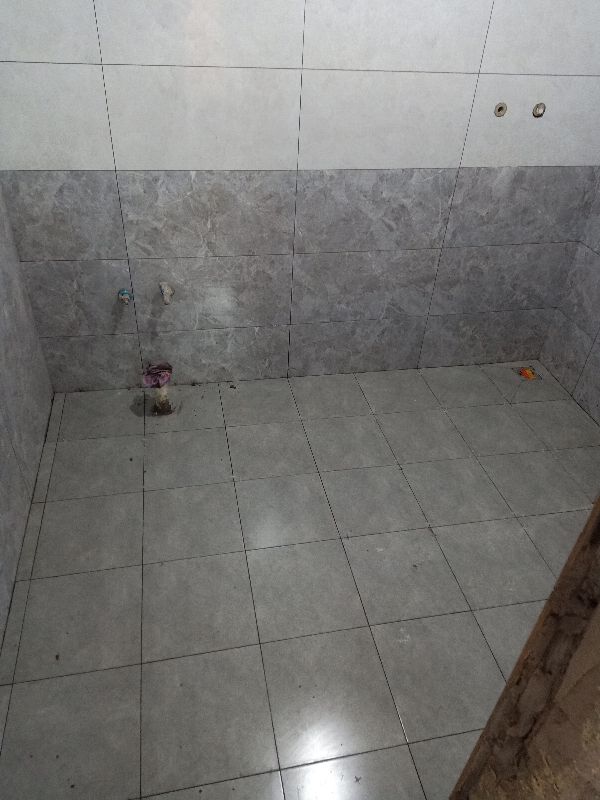 卫生间铺完地砖缝隙变黑怎么处理,新房卫生间地砖重新铺设