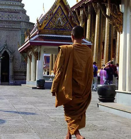 世界最顶级豪华寺庙,世界十大顶级佛像