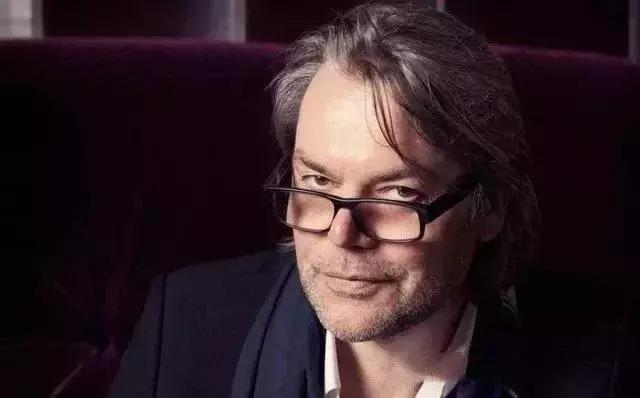 学服装设计第一步应该干什么,学会设计服装最好的学校