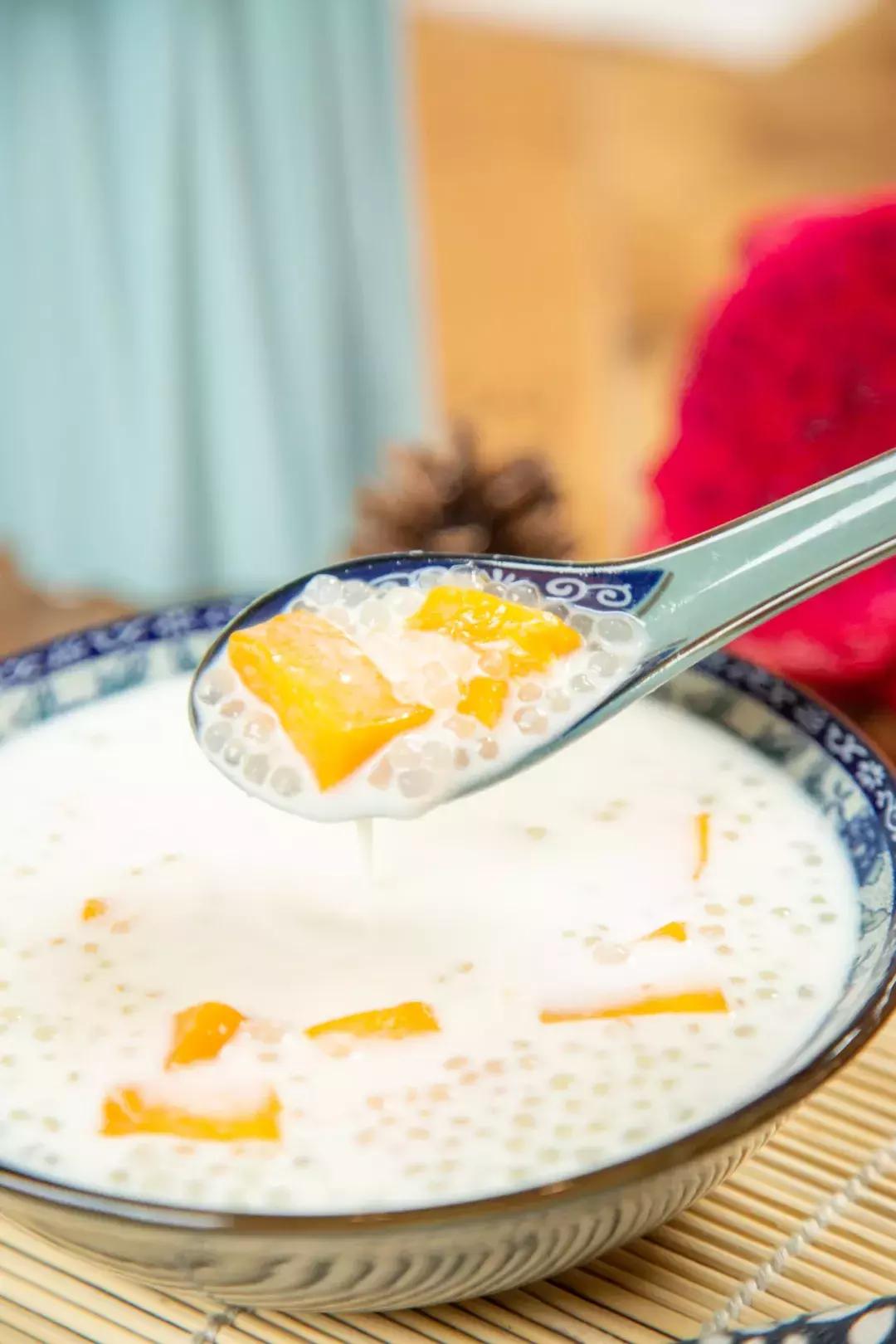 人气产品买一送一！披萨半价！现在来还能吃4顿霸王餐！