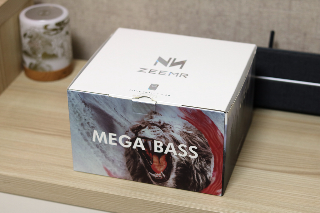 智能投影仪能当显示器吗,智能投影仪能侧投吗