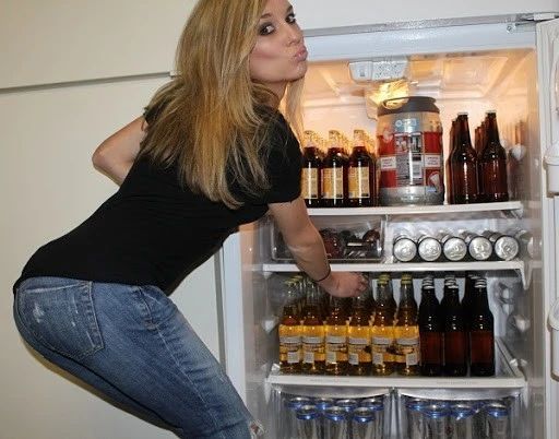 夏天正确打开方式冰啤酒,啤酒开盖后喝不完怎么办