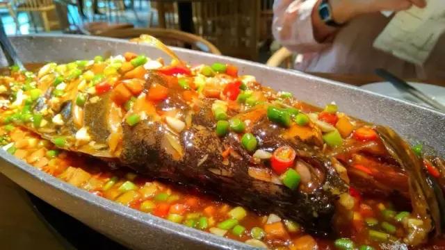 没想到北京地铁4号线这几站地能有30家好吃的,够你吃一年