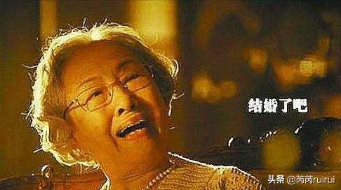 当一个人友情爱情都失去了,当与一个人不再联系的时候